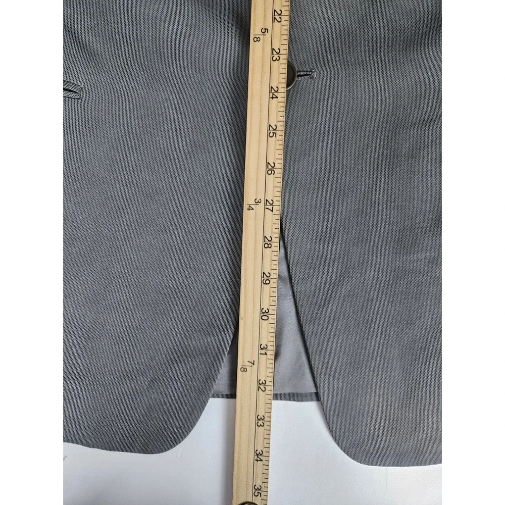 Giorgio Armani Le Collezioni Men's Grey Three Button Blazer 46R